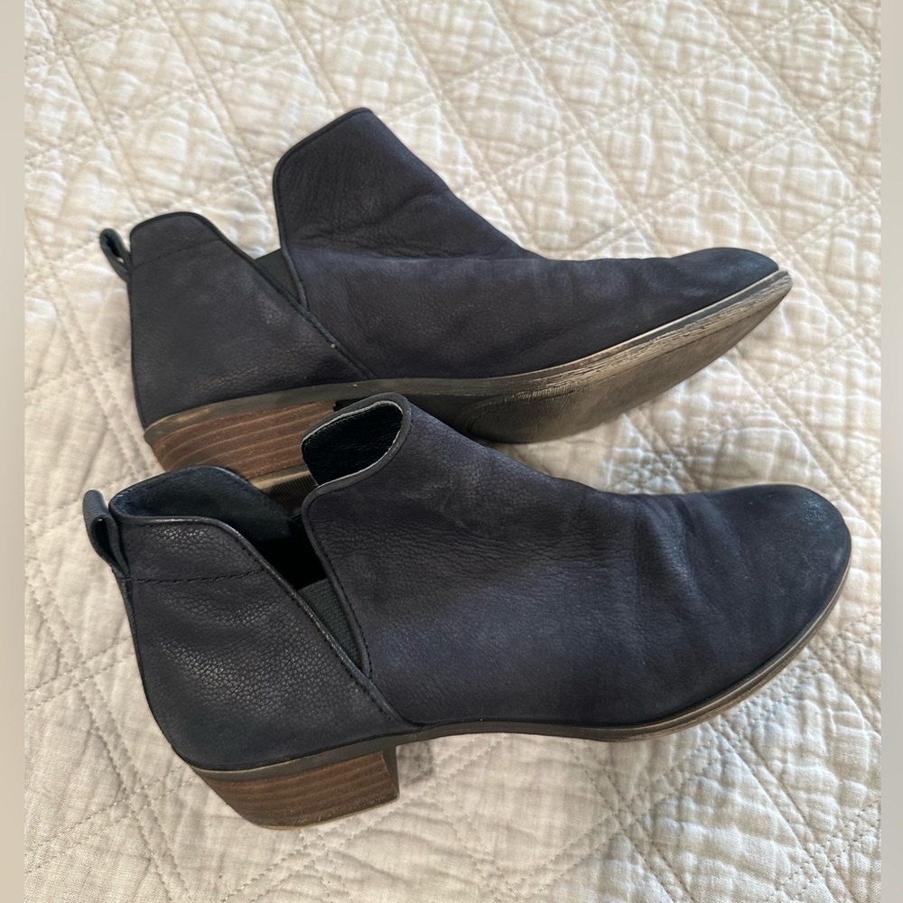 BP black booties
